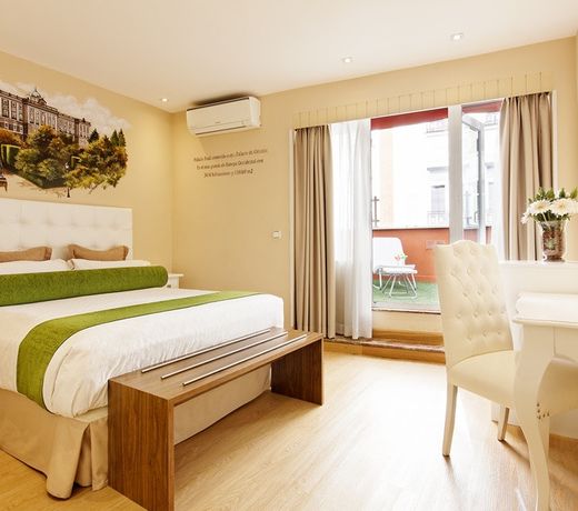 Hotel Mayorazgo