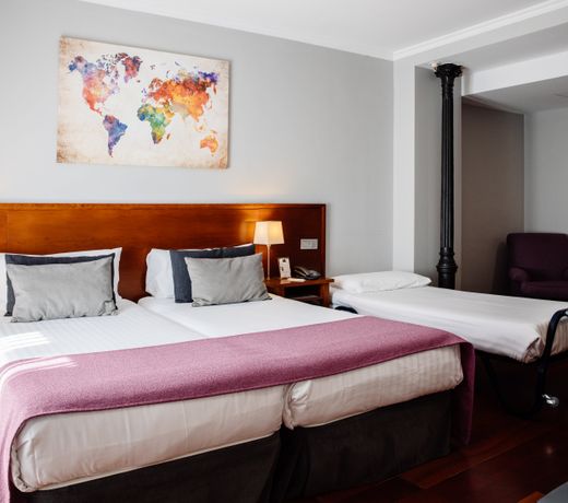 Hotel Infantas by MIJ