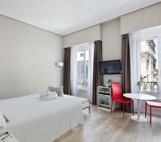 Hotel Madrid Gran Via 25, Affiliated by Meliá