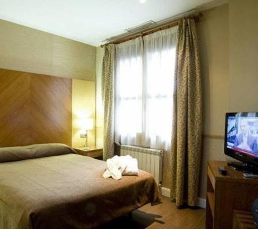 Aparthotel Ramon de la Cruz 41
