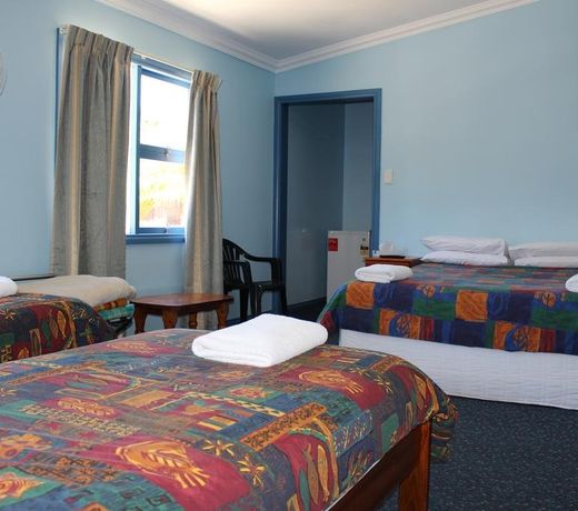 Tullah Lakeside Lodge
