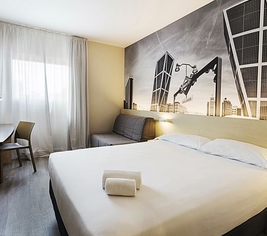 B&B HOTEL Madrid Aeropuerto T1 T2 T3