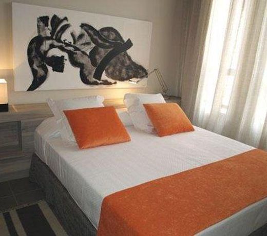 Eco Alcalá Suites