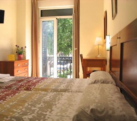 Hostal Tirso Plaza