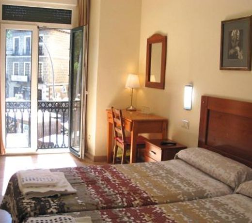 Hostal Tirso Plaza