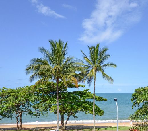 Beachfront Apartments on Trinity Beach