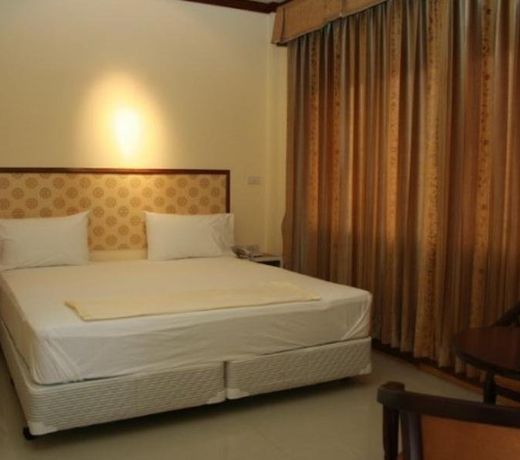 Phutarin Resotel Resort