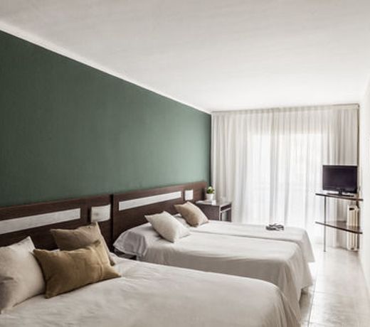 AQUA Hotel Bertran Park
