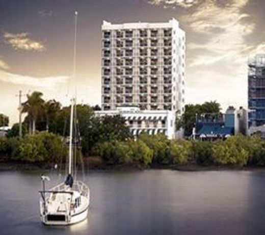 Oaks Townsville Metropole Hotel
