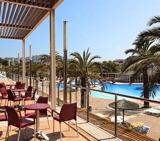 Aparthotel Costa Encantada