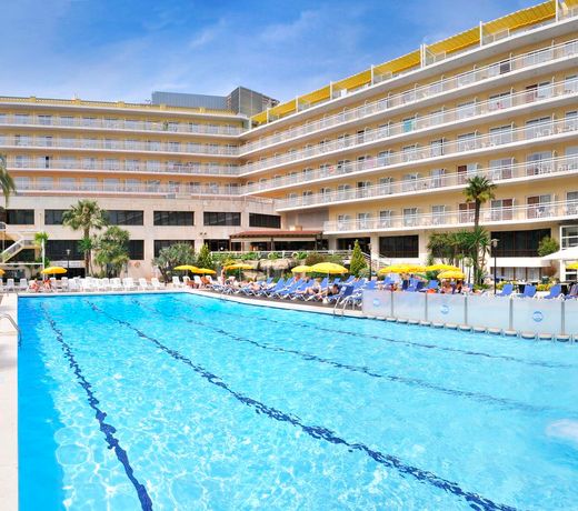 GHT Oasis Park & Spa