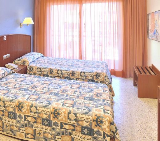 GHT Oasis Park & Spa