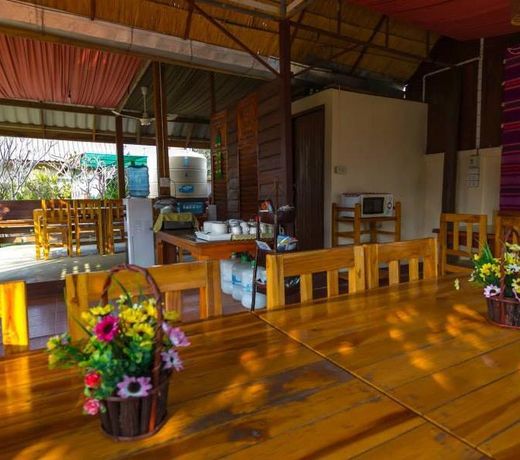 Ruen Mai Ngam Resort