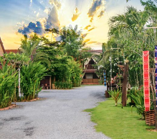 Ruen Mai Ngam Resort