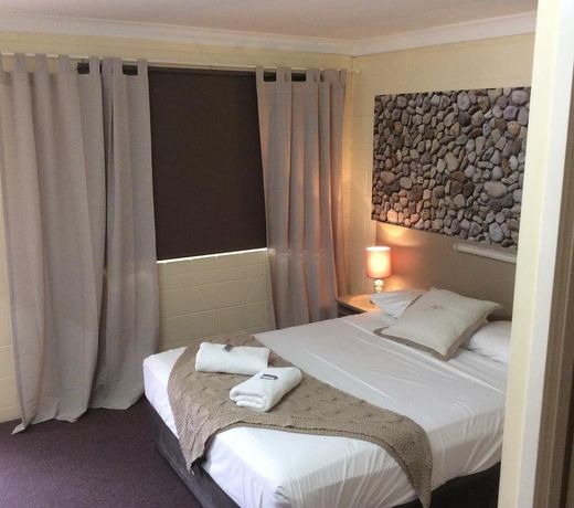 Spanish Lace Motor Inn