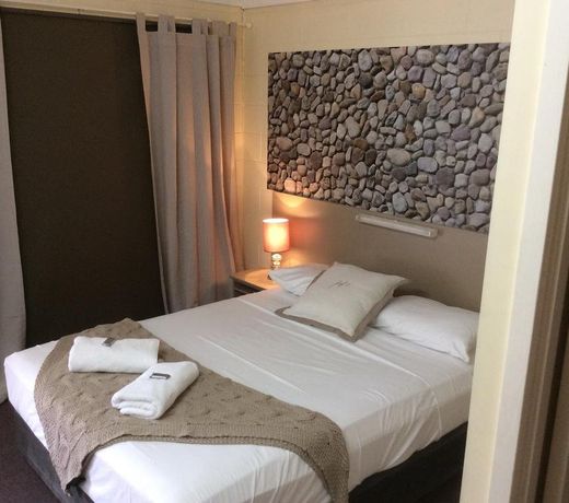 Spanish Lace Motor Inn