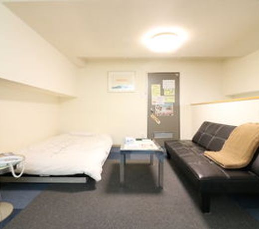 BK Hotel & Weekly