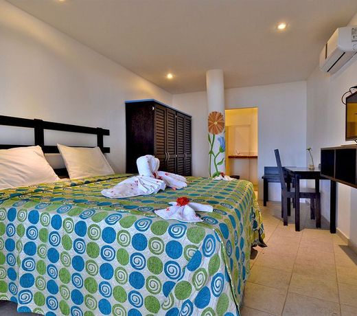 Costarena Beach Hotel