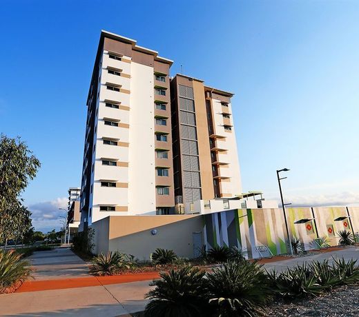 Property Vine-Kensington at Central