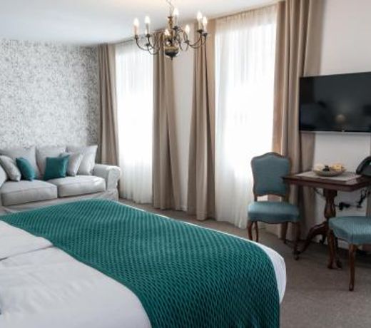 Antiq Hotel