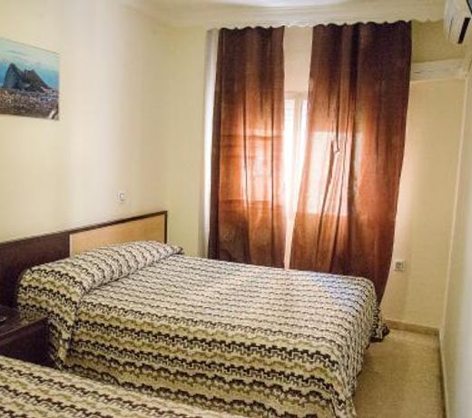 Hostal la Campana