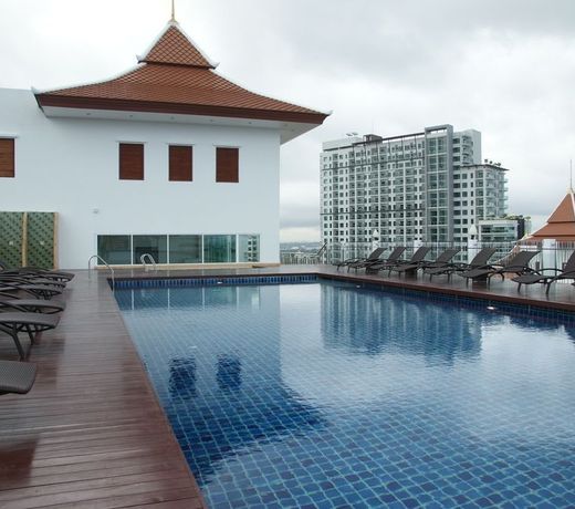 Aiyara Grand Hotel