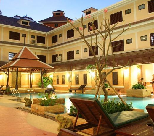 Aiyaree Place Hotel SHA PLUS