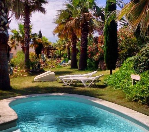 L' Escala Resort