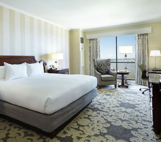 Hilton New Orleans Riverside