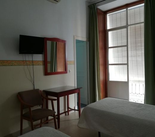 Nuevo Hotel