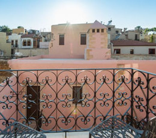 Serenissima Boutique Hotel