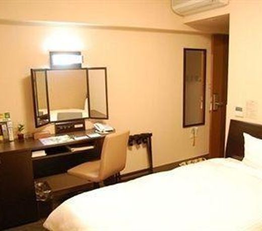Hotel Route-Inn Yokohama Bashamichi