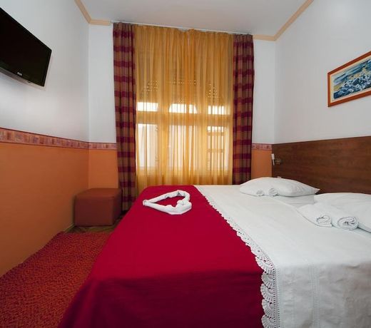 Center Luxury Rooms 3
