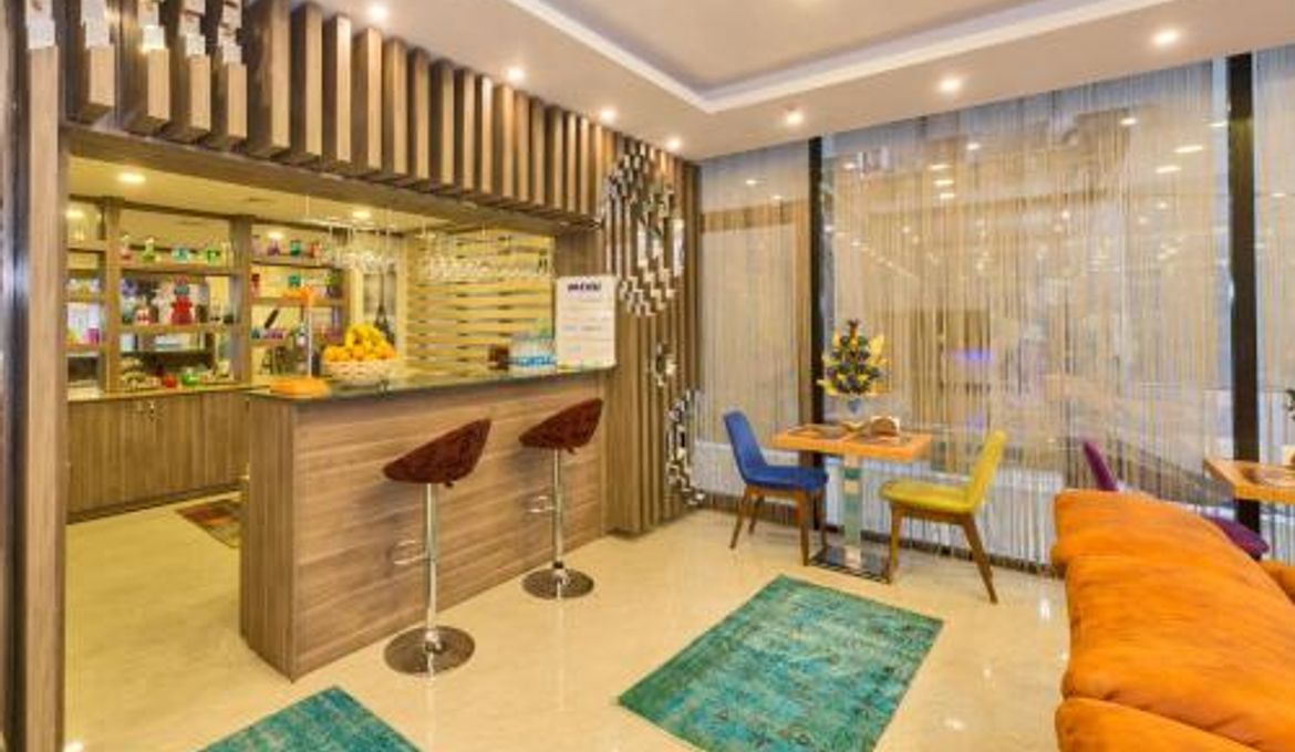 Grand Palace Hotel