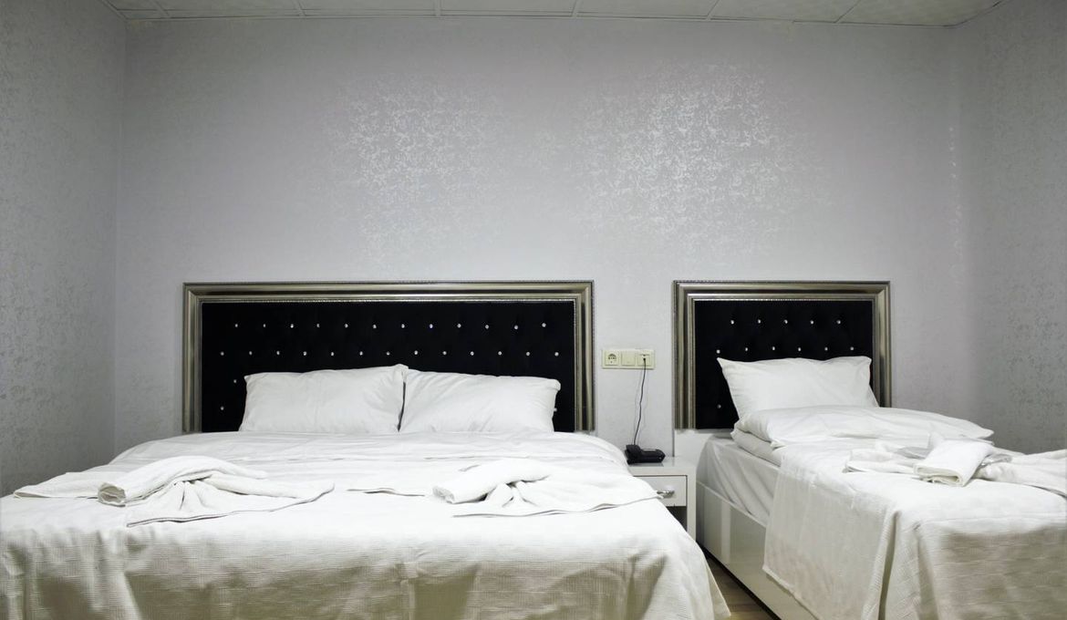 Paradise Airport Hotel