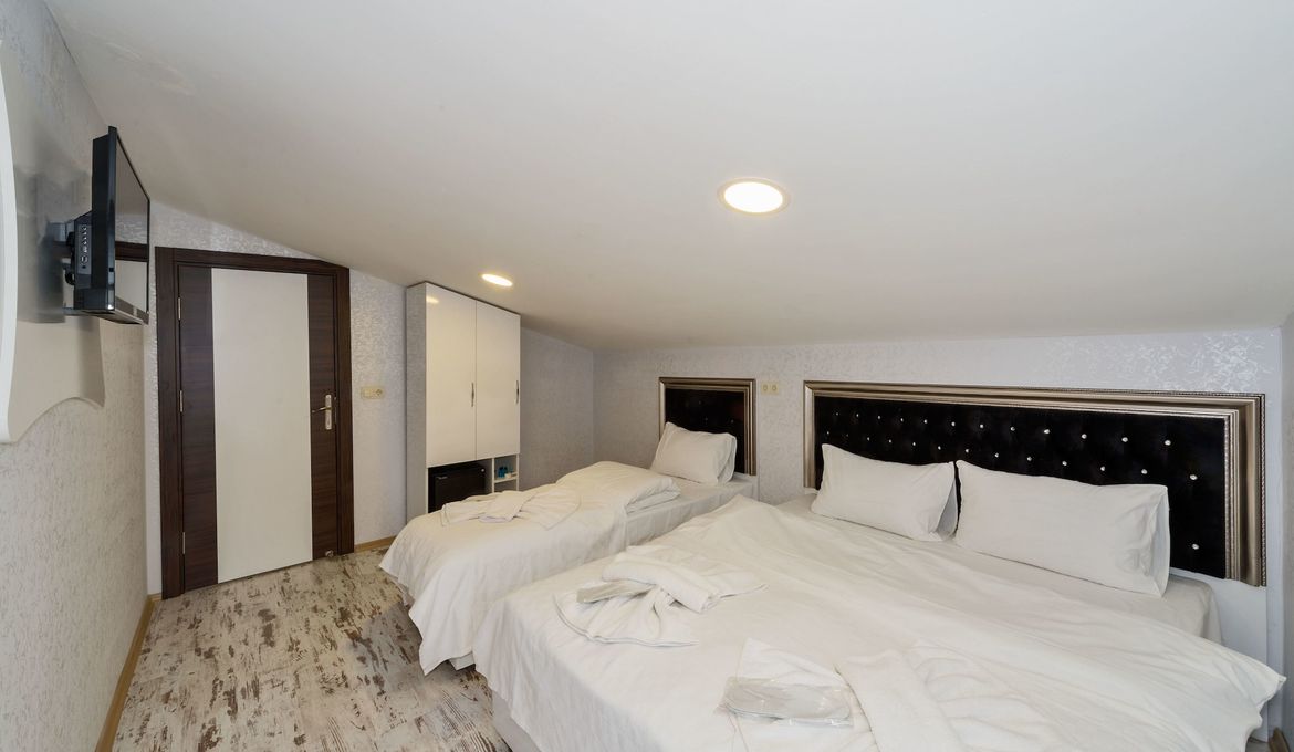 Paradise Airport Hotel