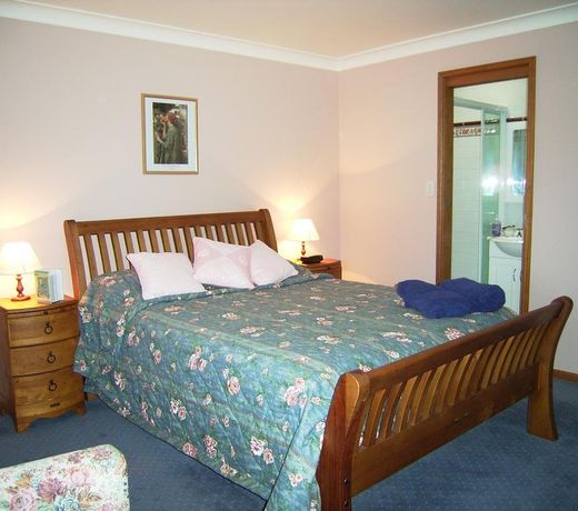 Lavender House Bed & Breakfast