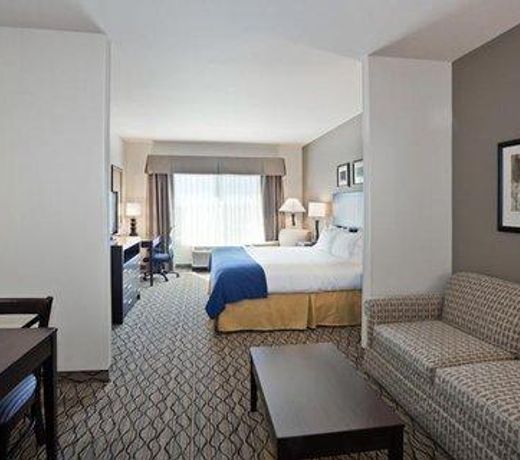 Holiday Inn Express & Suites Deming Mimbres Valley, an IHG Hotel