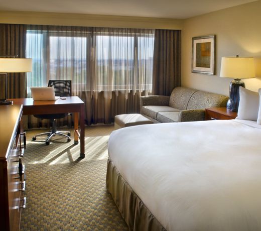 Holiday Inn New York-JFK Airport Area, an IHG Hotel