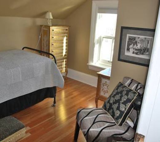 Legacy House