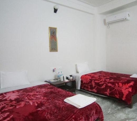 Mahamaya Palace Hotel & Conference Center