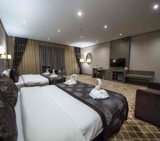 Hilly Hotel