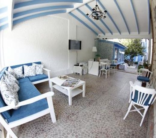 Nano Hotel