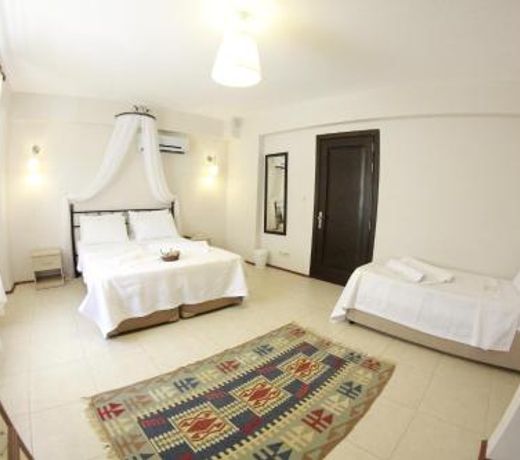 Nano Hotel