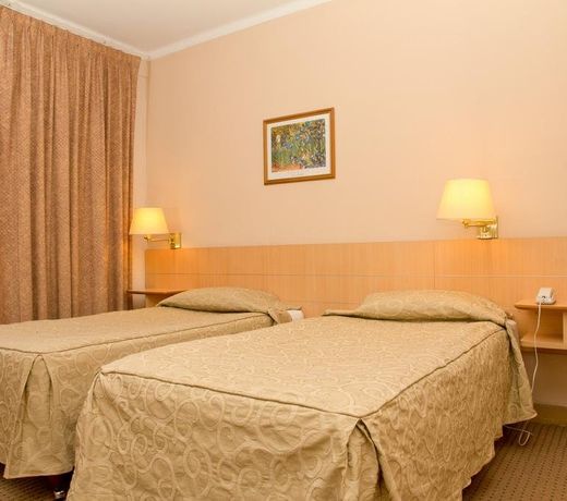 Corrientes Plaza Hotel