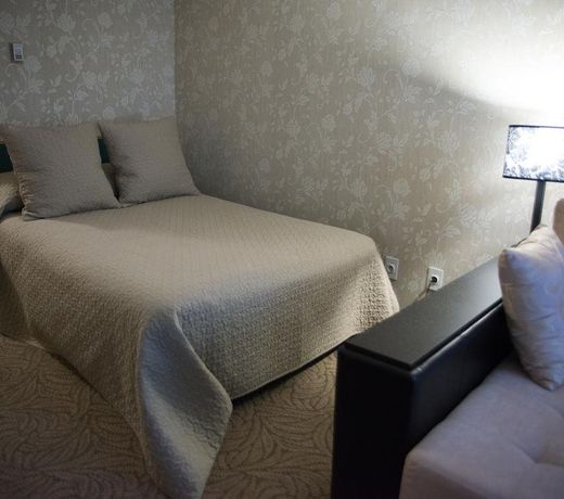 Hotel Alberta House