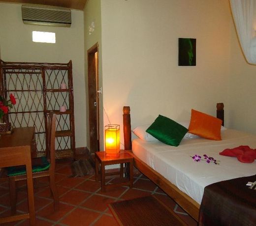 REGA GUESTHOUSE & RESTAURANT