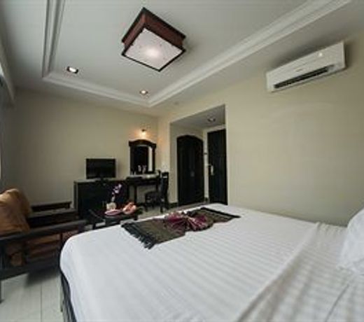 Rock Royal Hotel & Resort