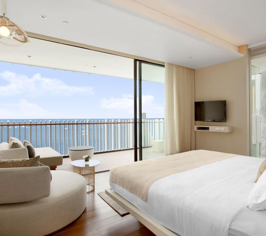 Hilton Pattaya - SHA Extra Plus