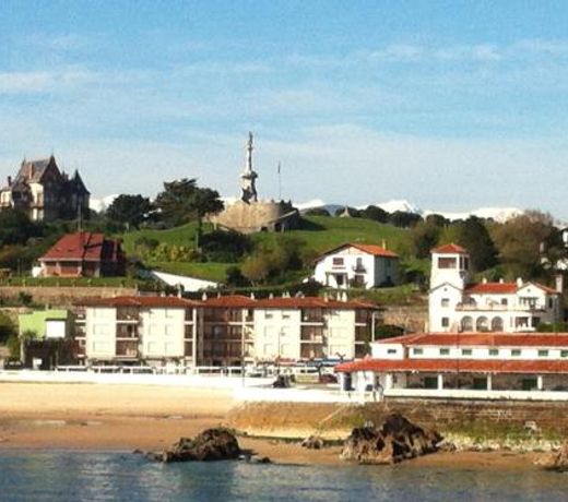Apartamentos Mar Comillas